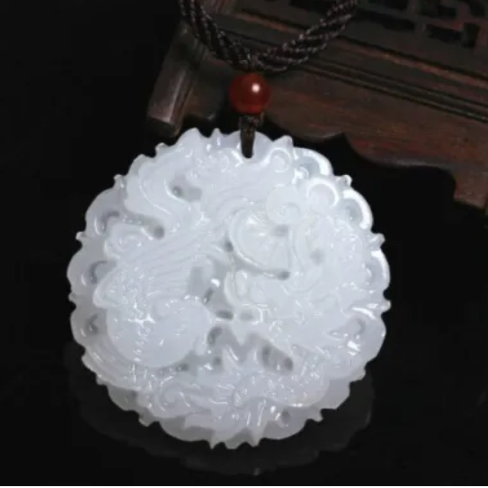 White Jade Phoenix and dragon necklace - Picture 3 of 7